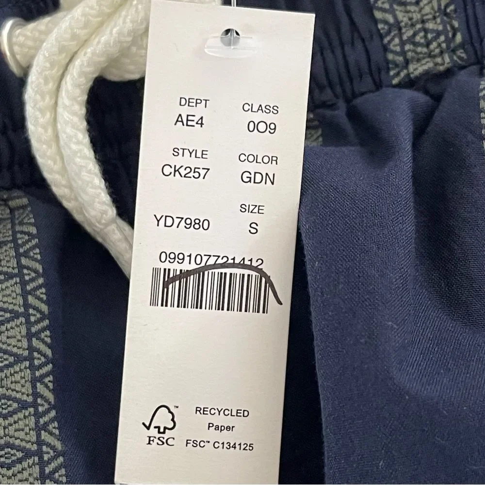 J Crew NWT Men’s 6” Swim Trunk Size Small Cotton Nylon Blend in Dobby Stripe